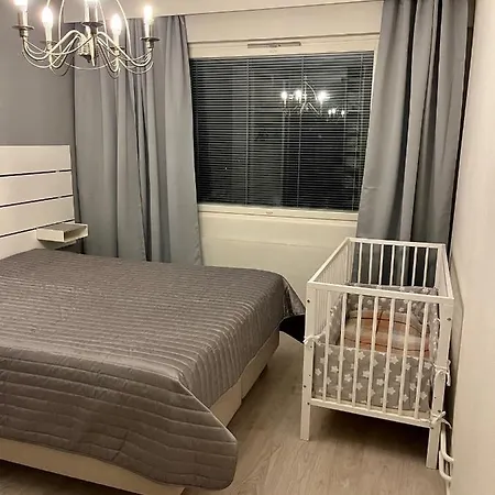 4 Km To The Center Afoot, Cute With Free Parking